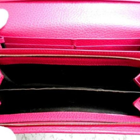 Gucci Fuchsia W Gold Hardware XL Checkbook Size - Picture 7 of 8